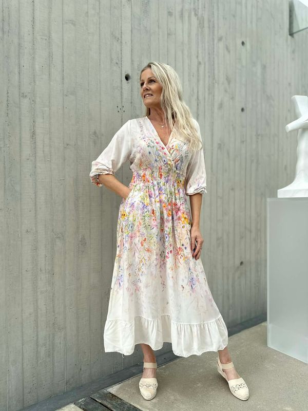Nikki dress hvit