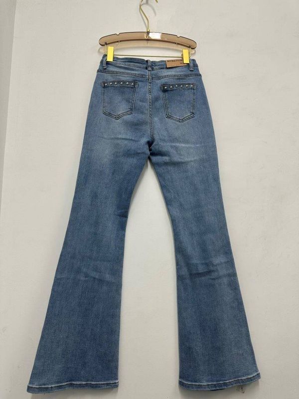 Nagle jeans