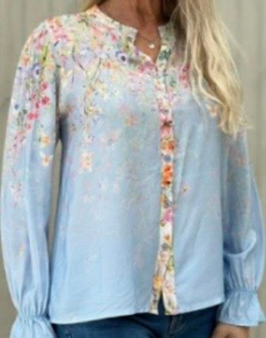 Hovedbilde Nadia bluse lys blå