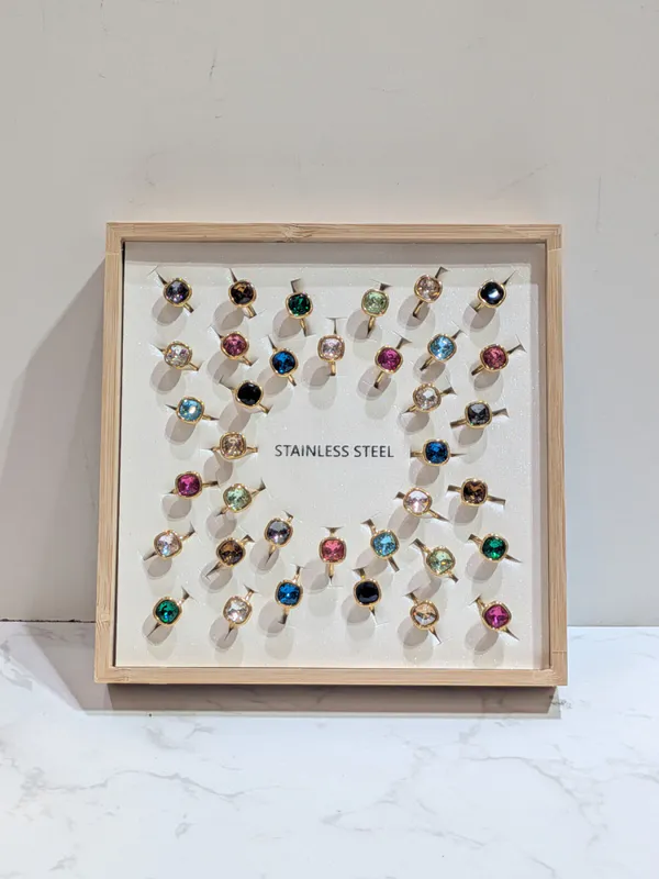 Magisk edelsten ring svart