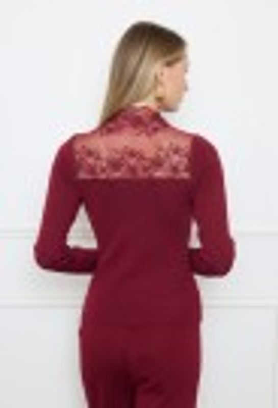 Cassie topp burgunder